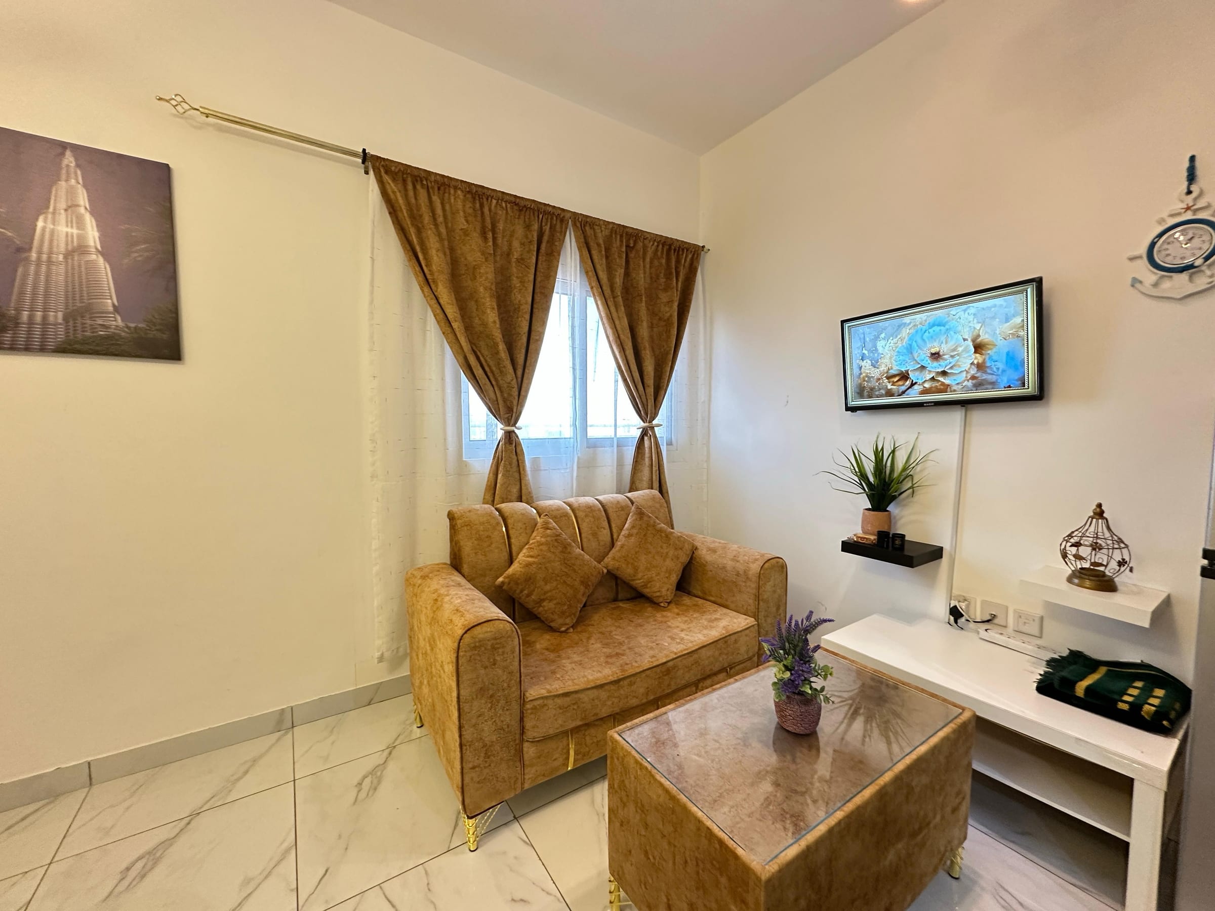 Studio Apartment No. 907 — Fully Furnished